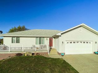 1211 Parkhill Dr, Norfolk, NE 68701
