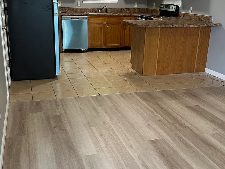 206 S Flora St #B — Photo 18