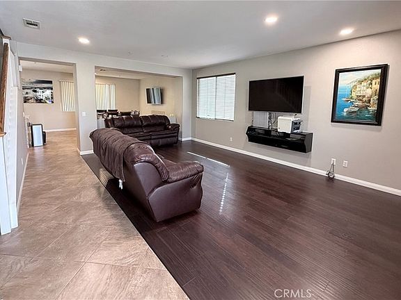 4th image of 16263 Seminole Way