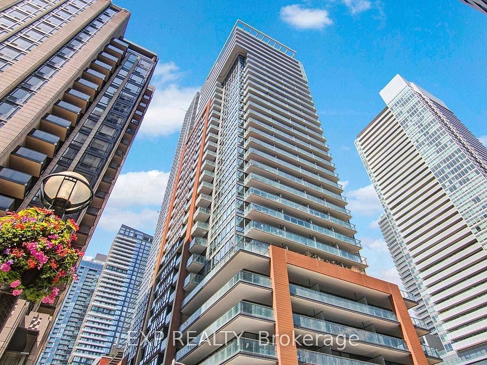 1st image of 8 Mercer St Unit 417