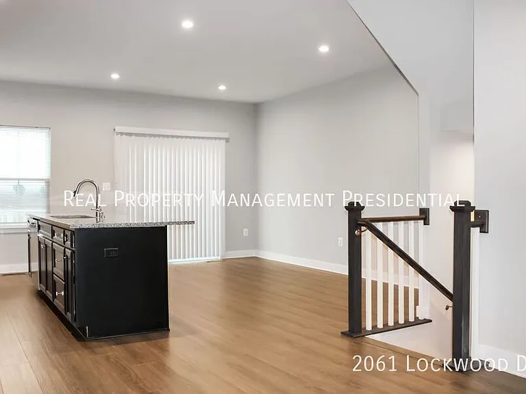 2061 Lockwood Dr — Photo 9