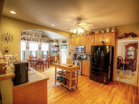 4th image of 4605 Smokestone Dr