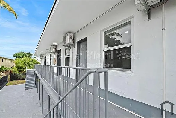1245 NW 60th St #4 — Photo 7