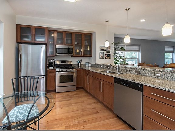 2nd image of 2506 Thurman Ave