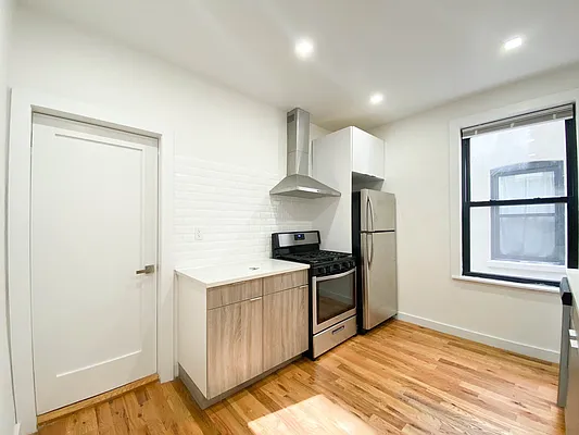 Rented by Brooklyn Blocks Real Estate | media 11