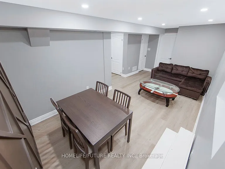 230 Ellis Cres #BASEMENT — Photo 10