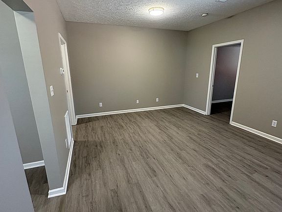 2nd image of 602 12th St #A