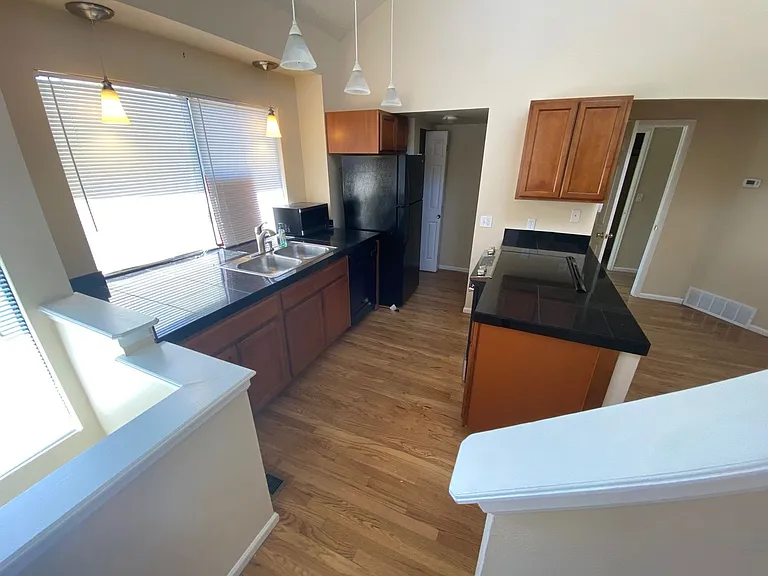 4120 Autumn Heights Dr #F — Photo 6