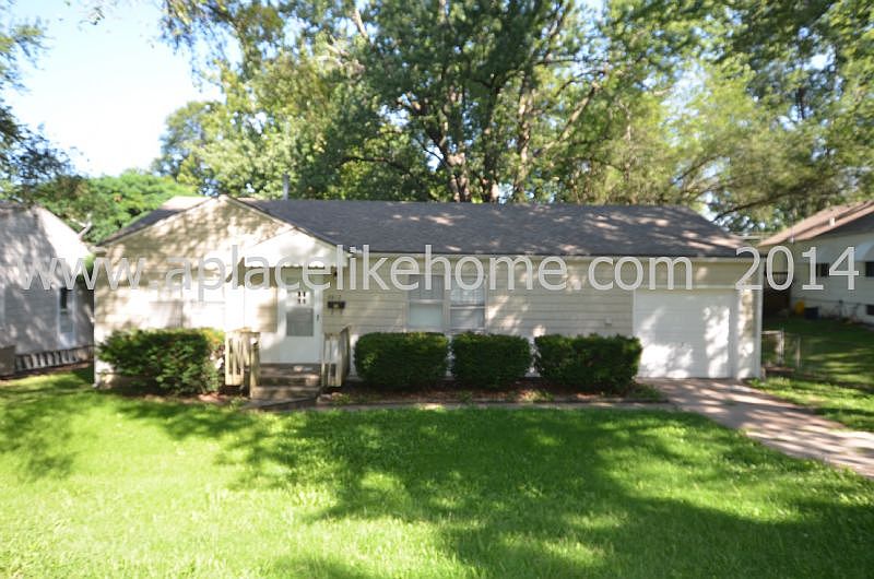 1st image of 8812 E 72nd St