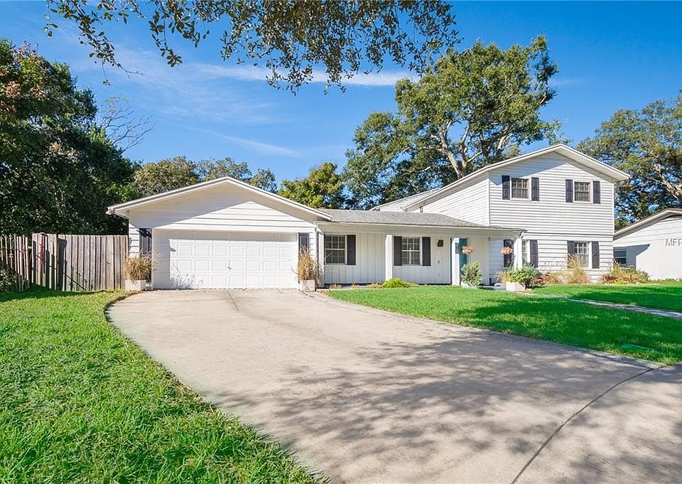 2nd image of 816 Point Pleasant Pl