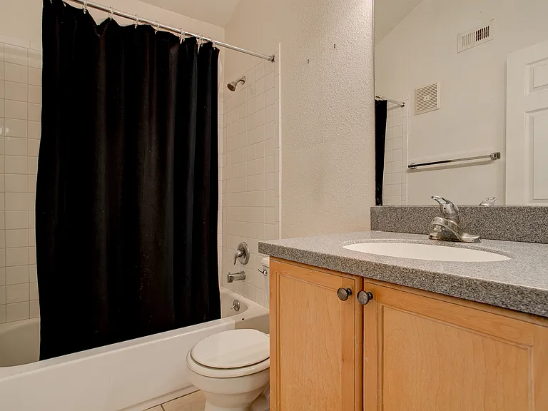 7550 N 12th St #230 — Photo 5