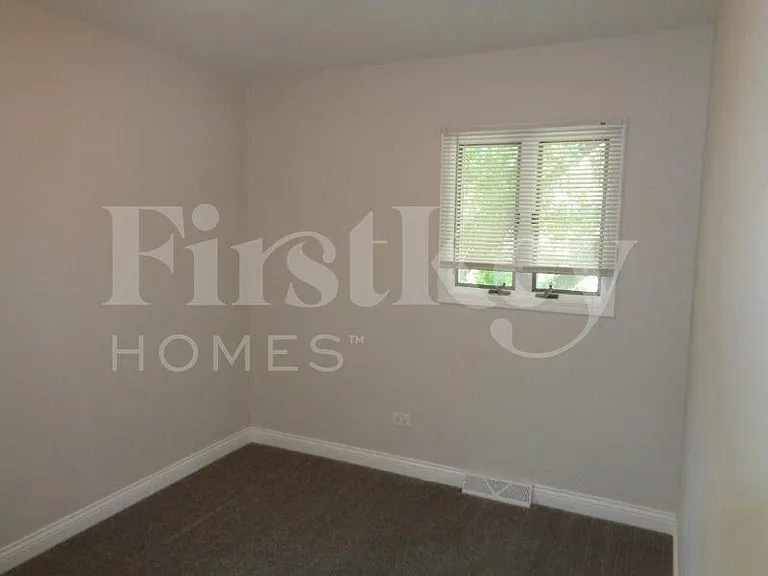 451 E Mulberry Ct — Photo 10