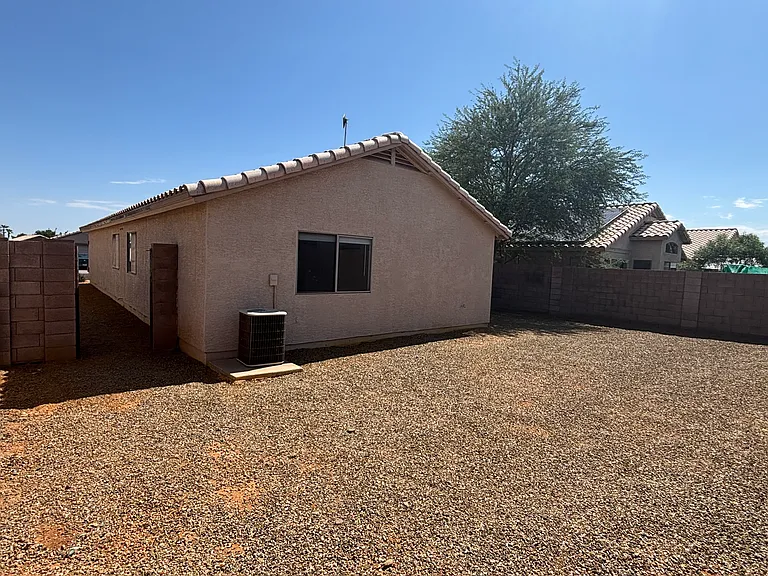 15932 W Lundberg St — Photo 26