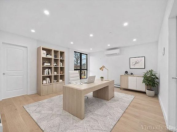 5th image of 3303 213th St #1