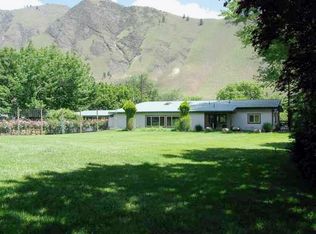 207 N Main St, Riggins, ID 83549