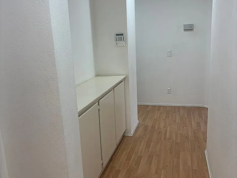12481 Pacoima Rd — Photo 19