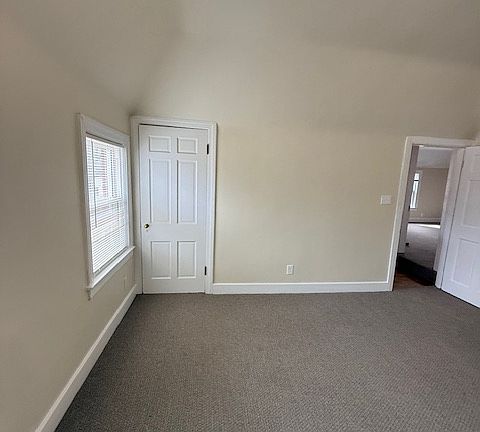 5th image of 217 Norbourne Blvd #217
