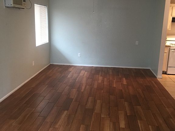 4th image of 7649 N Hollywood Way APT 1