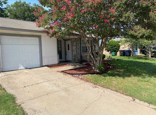 3824 Longmeadow Way, Fort Worth, TX 76133