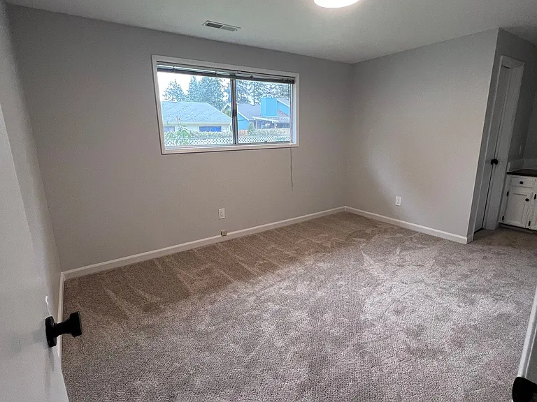 2436 La Jolla Dr NW — Photo 9