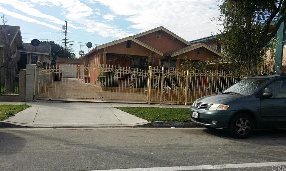 1st image of 1220 W 98th St
