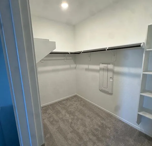 830 Heaven Dr — Photo 5