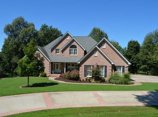 11460 Pinehurst Cir, Dexter, MO 63841