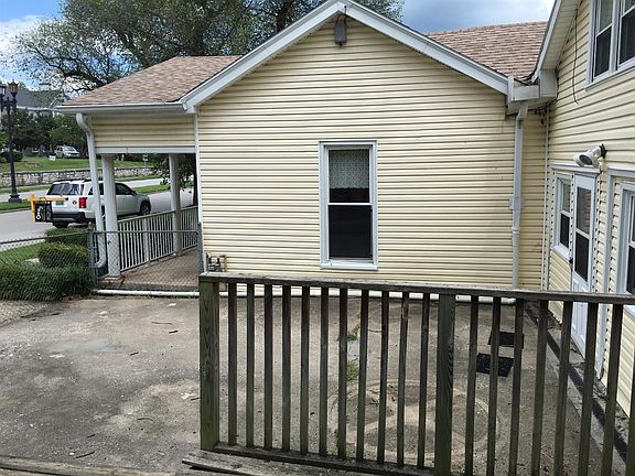 4th image of 317 Capital Ave