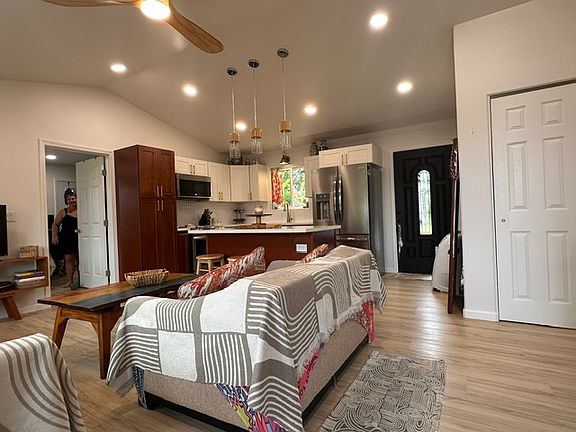 3rd image of 16-2090 Hibiscus Dr