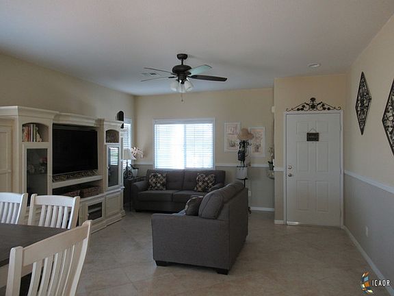 3rd image of 1519 Farmer Dr