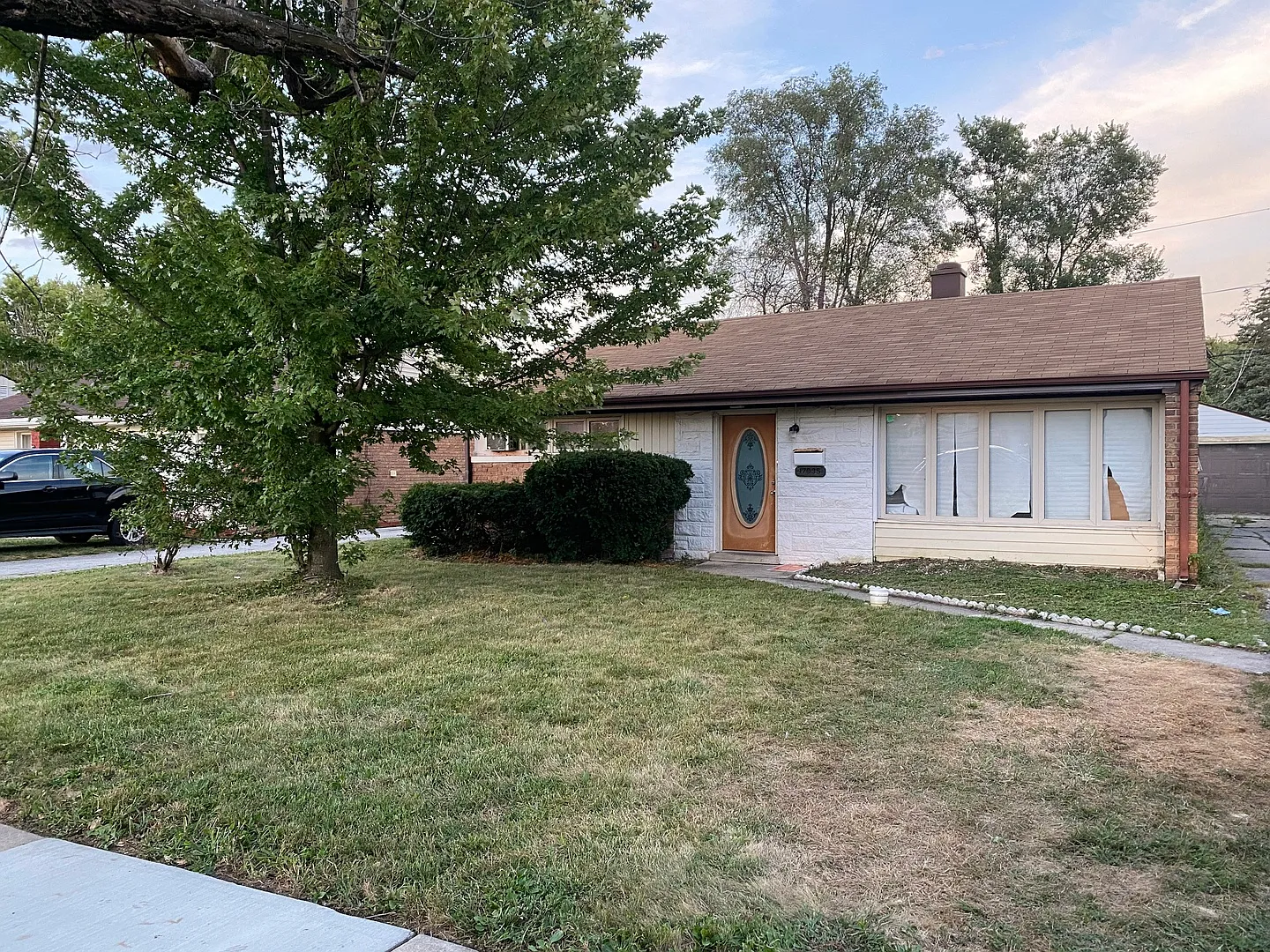 17035 Chicago Ave photo 1