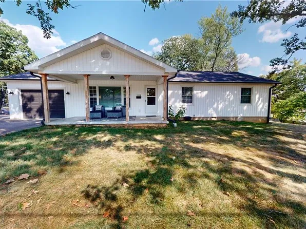 1119 S Clay St, Nevada, MO 64772