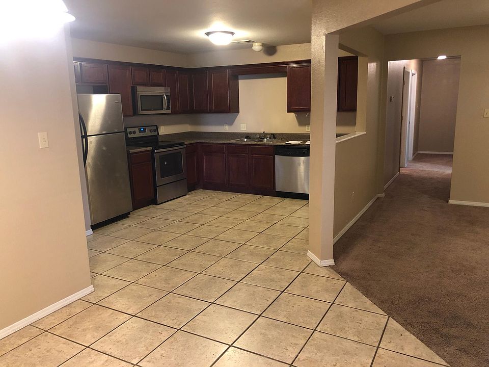 2nd image of 1004 Trenton Dr