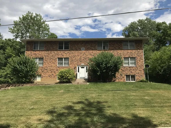 8903 35th St. W, 8903 35th St W APT 5, Rock Island, IL 61201