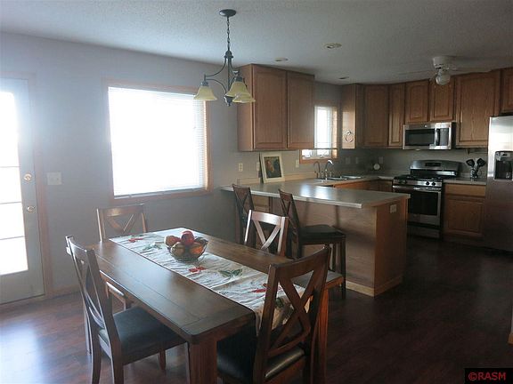 5th image of 515 Allyn Cir