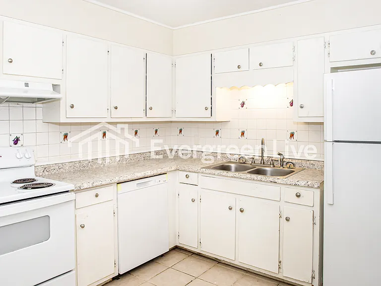 3412 Mimosa Ln NW — Photo 4