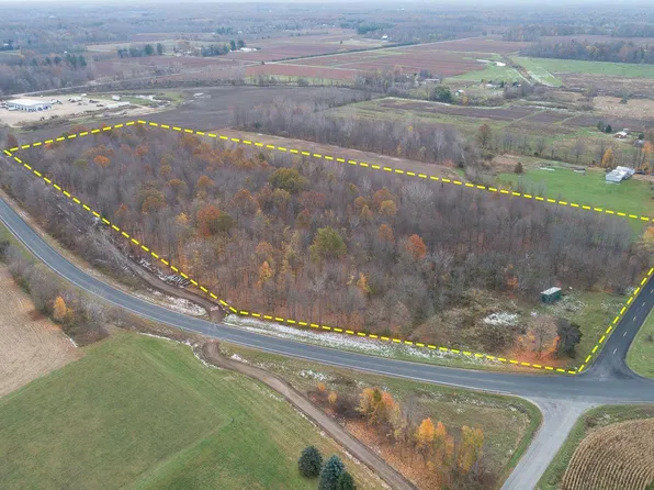 2307 59th St, Grand Junction, MI 49056