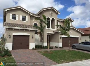 8971 Lakeview Pl, Parkland, FL 33076