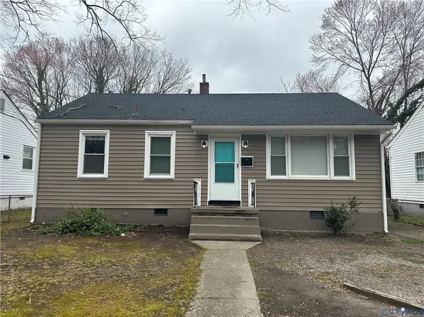 2123 S Whitehill Dr, Petersburg, VA 23803