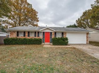 2808 Meadows Dr, Plano, TX 75074