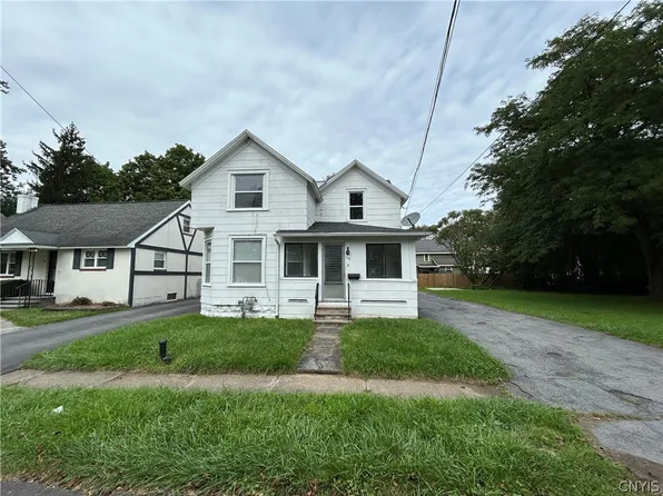 142 W Warrington Rd, Syracuse, NY 13205