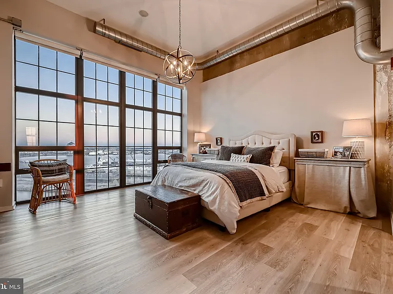 1200 Steuart St #1611 — Photo 19