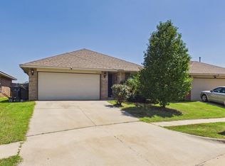 12500 Heritage Oaks Dr, Oklahoma City, OK 73120