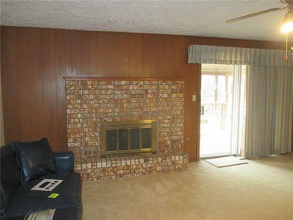 5th image of 338 Forest Dr