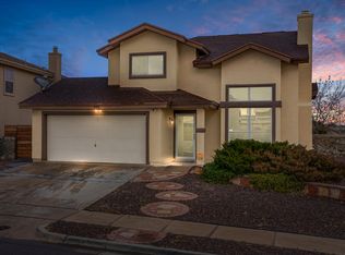 436 Everlook Ln, Socorro, TX 79928