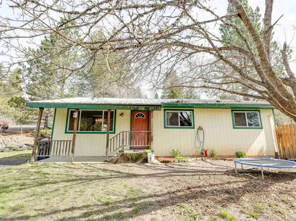 408 Michael Dr, Troy, ID 83871