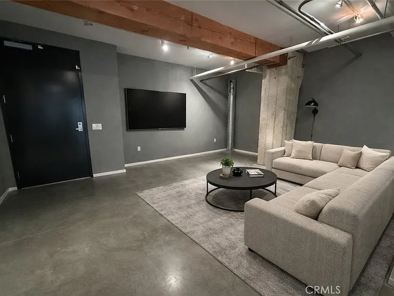 530 S Hewitt St #146 — Photo 8