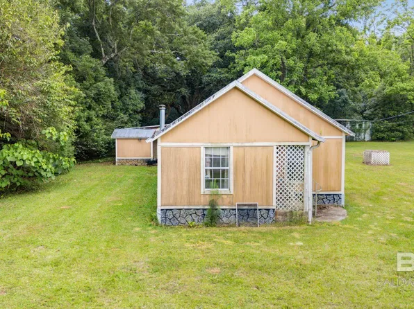 18318 Kendrick Rd, Robertsdale, AL 36567