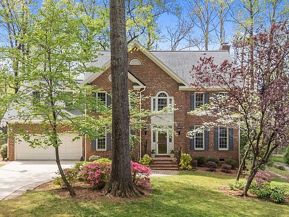 2nd image of 103 Hollycliff Ln