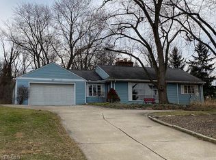 14961 Bennett Rd, North Royalton, OH 44133